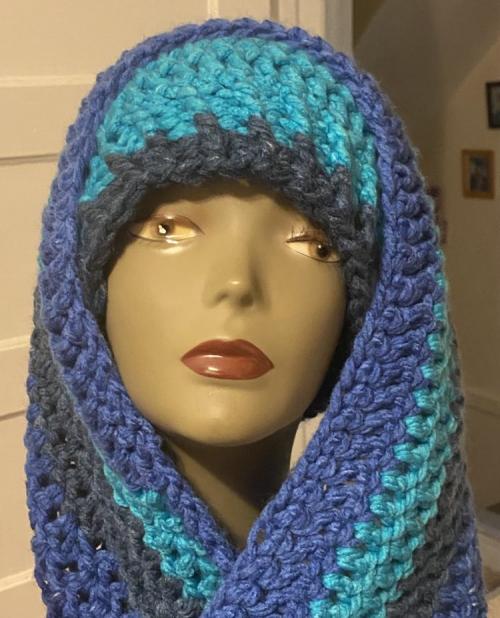Crochet Infinity Scarf and Hat 