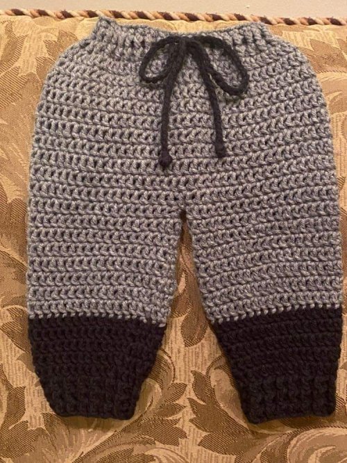 Crochet Baby Pants